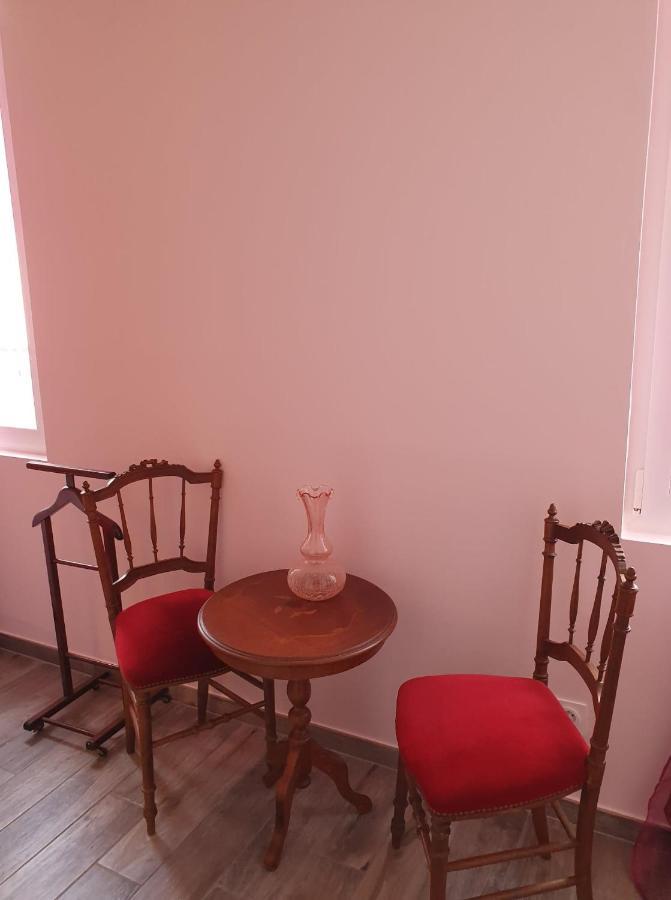 Hotel Restaurant Du Commerce Poulainville Екстериор снимка